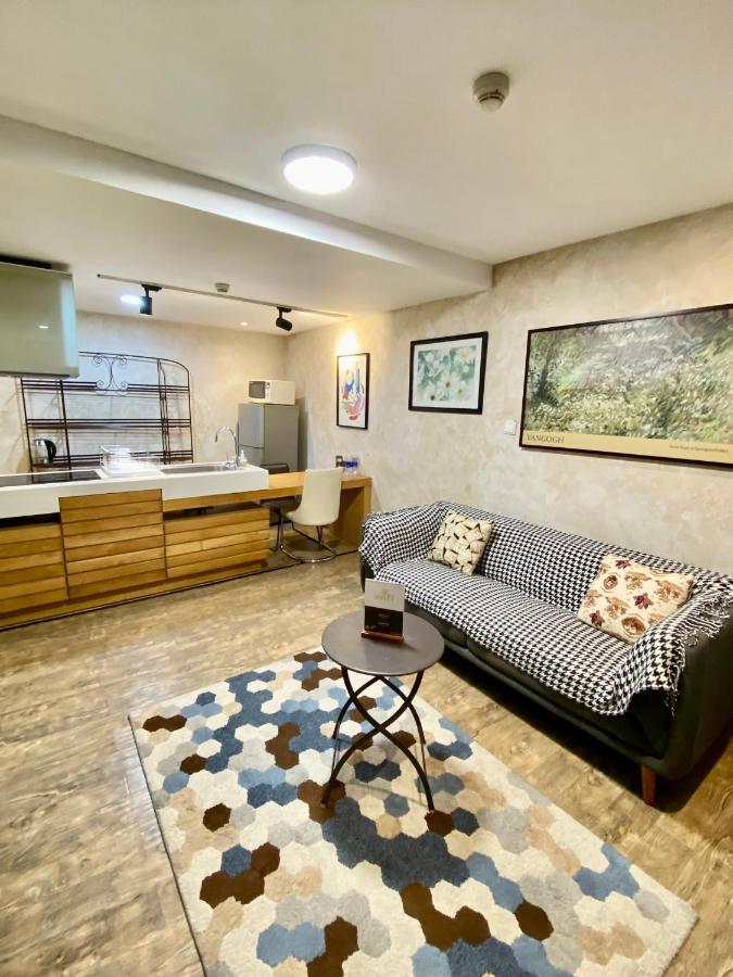 The Palmian City Center Serviced Apartment Ho Chi Minh-stad Buitenkant foto